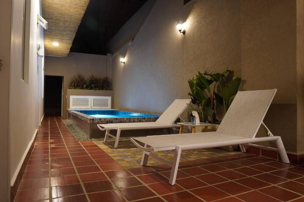 Nueva En San Antonio Cali, La Casa De Tona Βίλα Εξωτερικό φωτογραφία