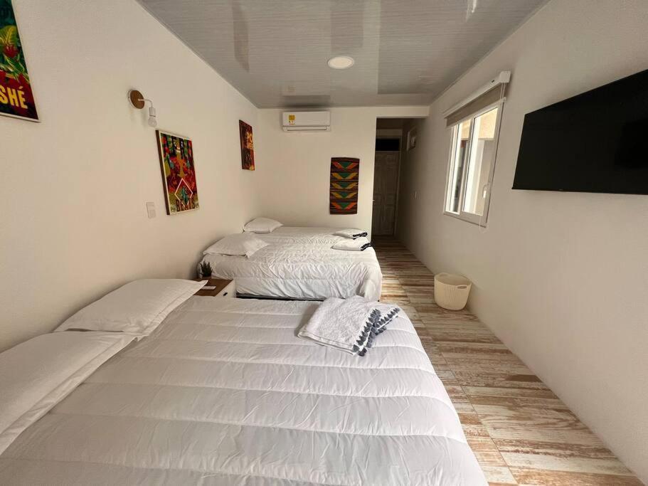Nueva En San Antonio Cali, La Casa De Tona Βίλα Εξωτερικό φωτογραφία