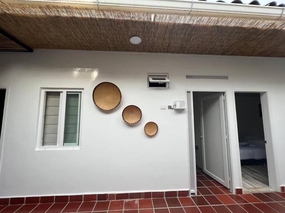 Nueva En San Antonio Cali, La Casa De Tona Βίλα Εξωτερικό φωτογραφία
